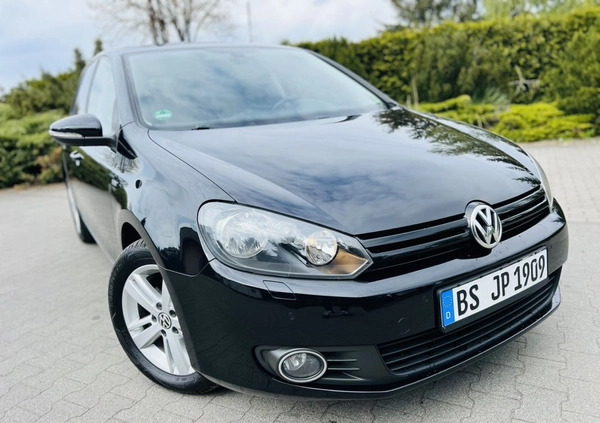 Volkswagen Golf cena 26900 przebieg: 152000, rok produkcji 2012 z Garwolin małe 379